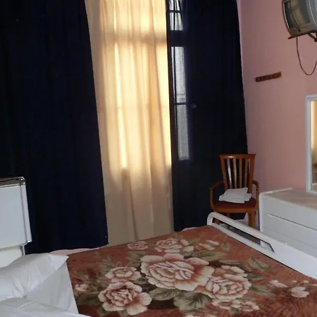 Hotel Ikaros Piraeus